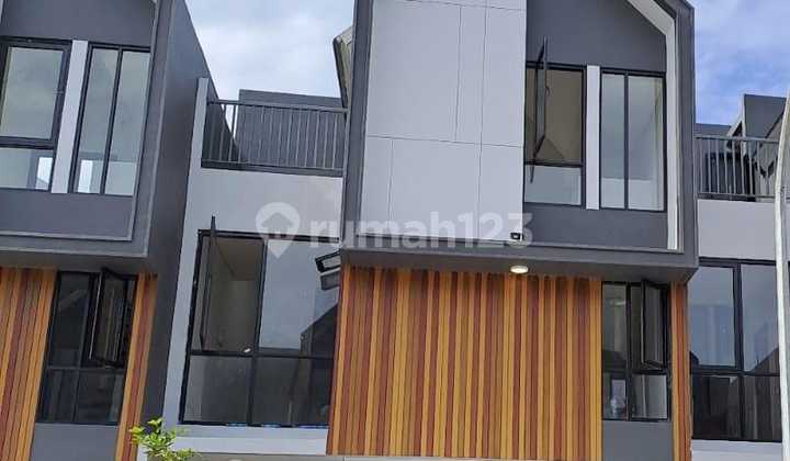 Disewakan Rumah 3 Lantai Cluster Baru Siap Huni Di Kota Wisata 