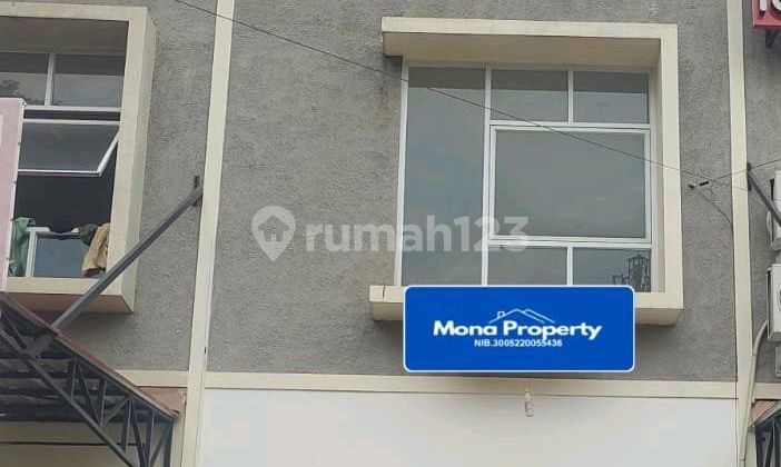 Ruko di Pinggir Jalan Akses Mudah dan Ramai di Belakang Kota Wisata Ruko di Pinggir Jalan Akses Mudah dan Ramai di Belakang Kota Wisata