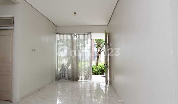 For Rent Corner House in Citra Grand Cibubur 2