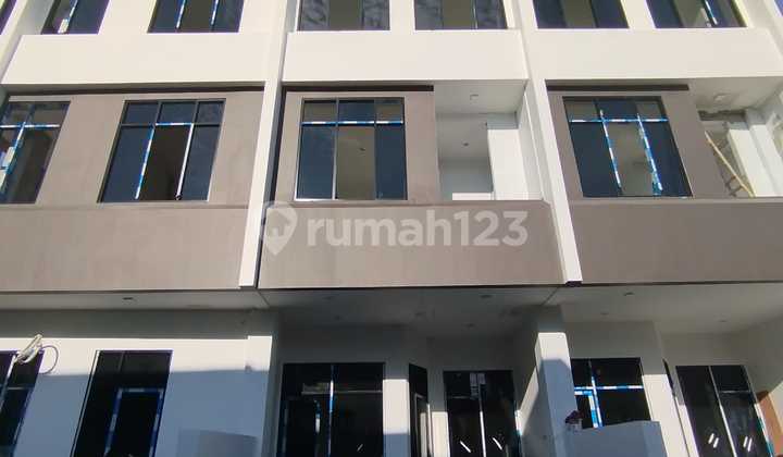 Mau Rumah Modern Minimalis Dg Harga Terjangkau di Tengah Jakpus ? 2