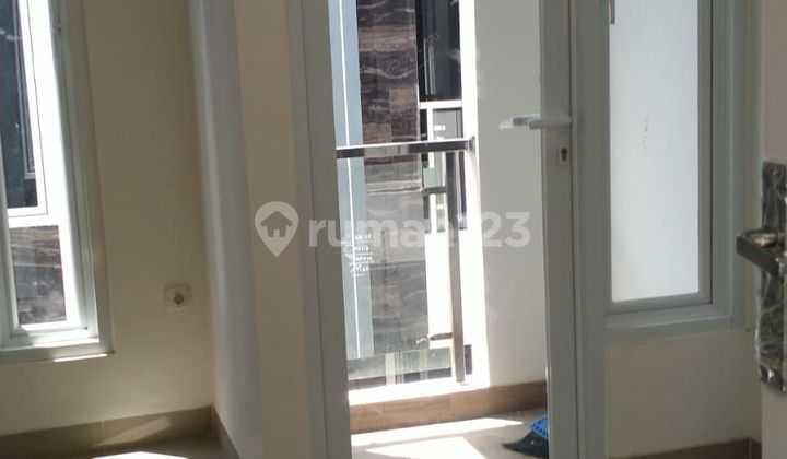 Can You Really Own a Modern Minimalist House in Central Jakarta? Of Course You Can... 2