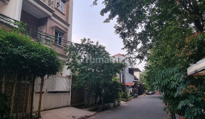 Disewakan Rumah 3,5 Lantai Di Sunter Jakarta Utara 2