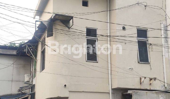 RUMAH 3,5 LANTAI Dİ JALAN ARWANA JEMBATAN DUA JAKARTA PUSAT 2