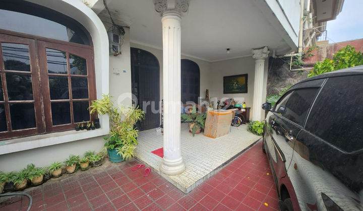 RUMAH TINGGAL DI PEDATI RAYA OTISTA JATINEGARA  JAKARTA TIMUR 2