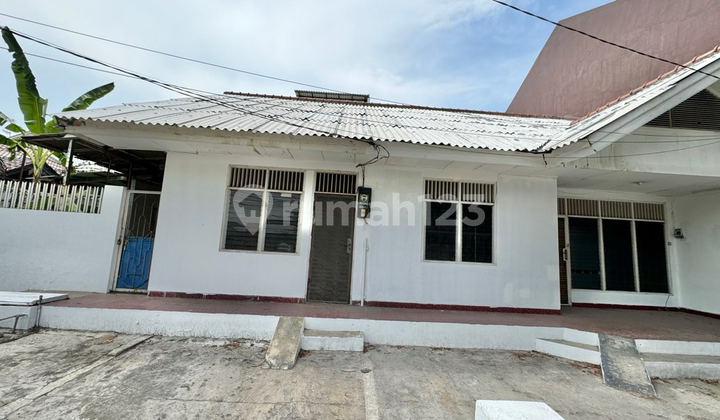 RUMAH TINGGAL DI JALAN SAMUDRA TANJUNG PRIOK JAKARTA UTARA 2