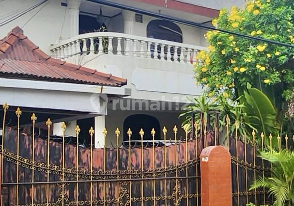 RUMAH TINGGAL DI PEDATI RAYA OTISTA JATINEGARA  JAKARTA TIMUR