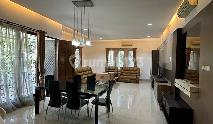 Disewakan Rumah Mewah 2 Lantai di Gading Park View Kelapa Gading Jakarta Utara