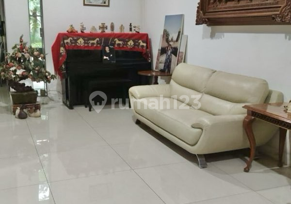 TOWNHOUSE SPRINGHILL KEMAYORAN CENTRAL JAKARTA 2