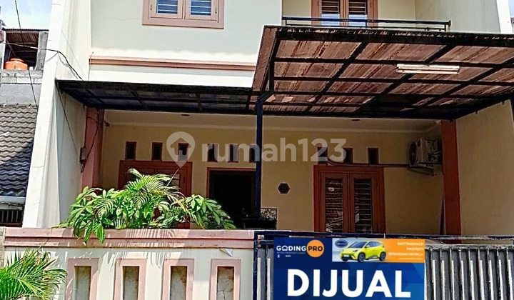 READY-TO-OCCUPY HOUSE ON GRIYA PRATAMA STREET, KELAPA GADING, NORTH JAKARTA READY-TO-OCCUPY HOUSE ON GRIYA PRATAMA STREET, KELAPA GADING, NORTH JAKARTA