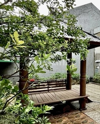 Rumah Tua 2 Lantai Hitung Tanah di Jalan Bintaro Tengah, Bintaro, Pesanggrahan, Jakarta Selatan