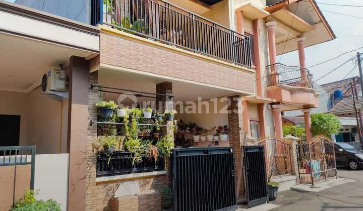 Dijual Rumah di Dukuh Zambrud Bekasi Kota Dijual Rumah di Dukuh Zambrud Bekasi Kota