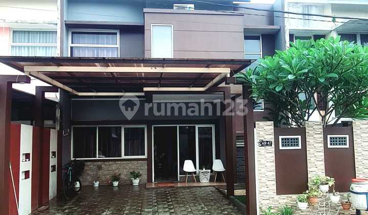 For Sale Vida Taman Apel House, Bekasi City