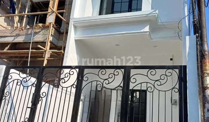Jual Rumah Cantik Minimalis Di Harapan Indah Bekasi Kota