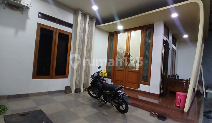 Dijual Rumah Fuul Furniture di Jatibening Baru 2