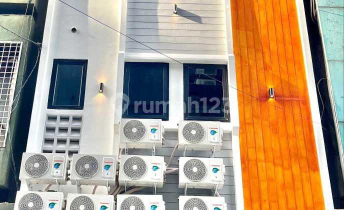 Cheap Boarding House for Sale, 21 Units in West Jakarta, Income 54 Million Per Month Cheap Boarding House for Sale, 21 Units in West Jakarta, Income 54 Million Per Month