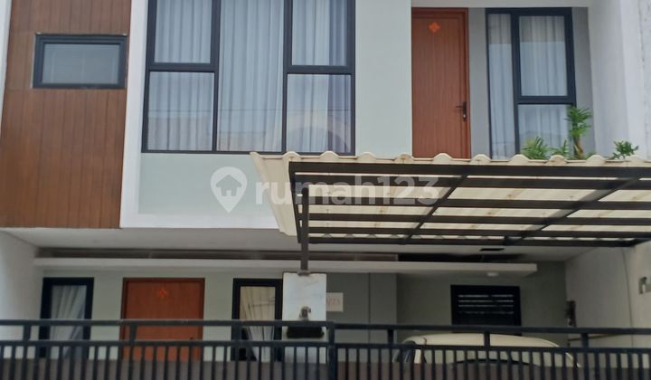 Sell Beautiful House in Jakarta Taman Modern Cakung East Jakarta 2