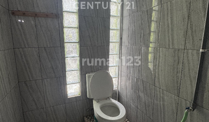 Disewakan Ruang Usaha Akses Mudah Jln Raya 2