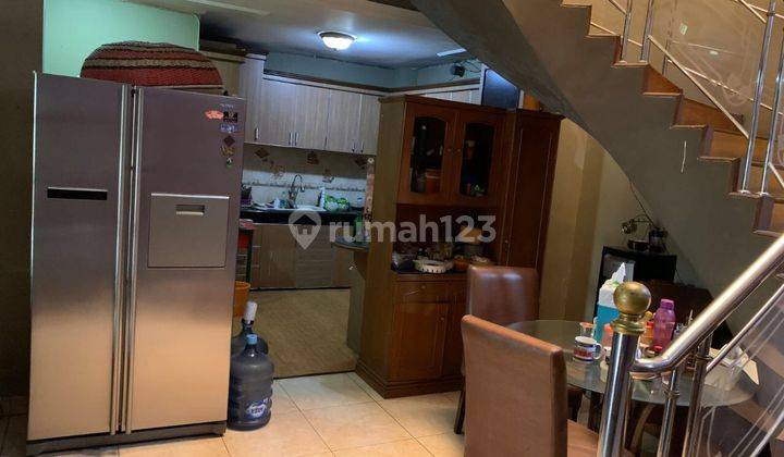  Rumah Semi Furnished Bagus di Taman Kopo Indah 1  , Taman Kopo Indah 2