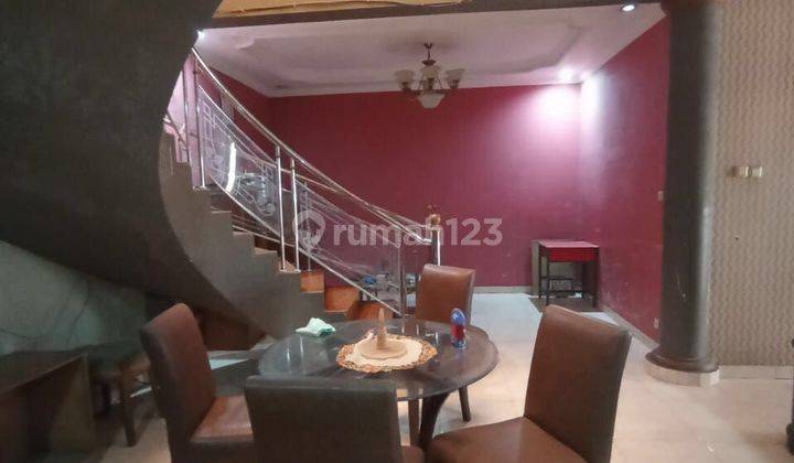  Rumah Semi Furnished Bagus di Taman Kopo Indah 1  , Taman Kopo Indah 1