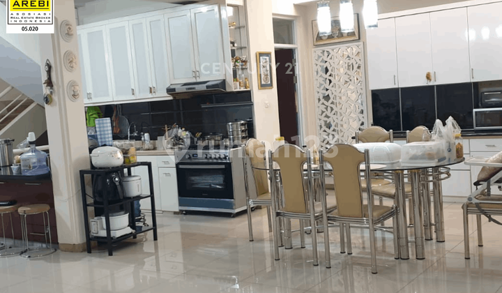 For Sale Negotiable Commercial Building Main Road Setiabudi Bandung