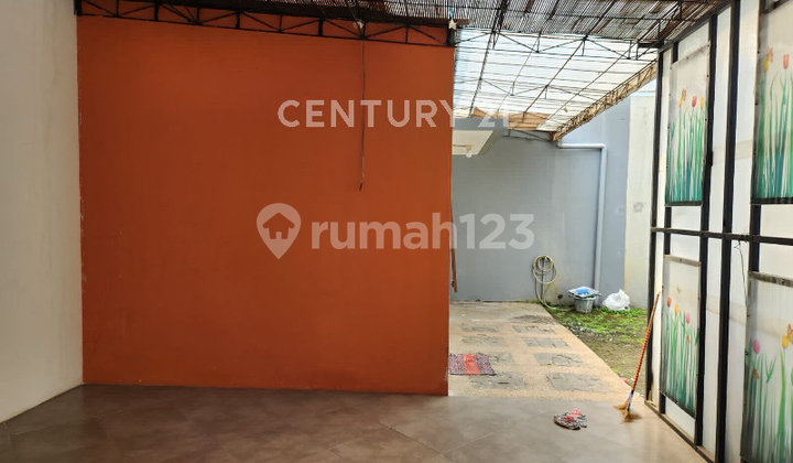 Rumah Lingkungan Tenang,Sirkulasi Dan Pencahayaan Baik 1