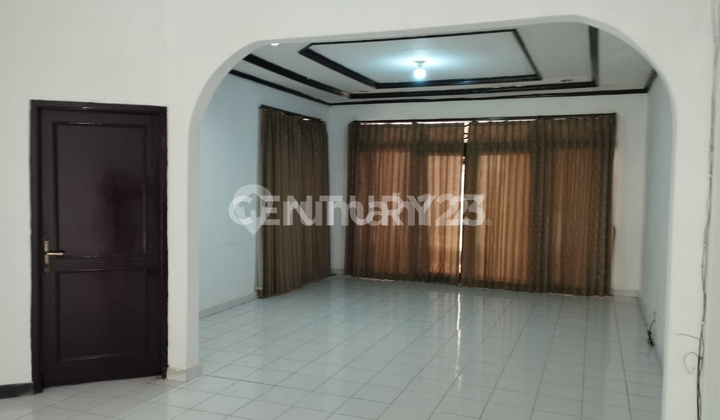 Dijual Rumah untuk Hunian/ Kantor Bougenville Antapani
