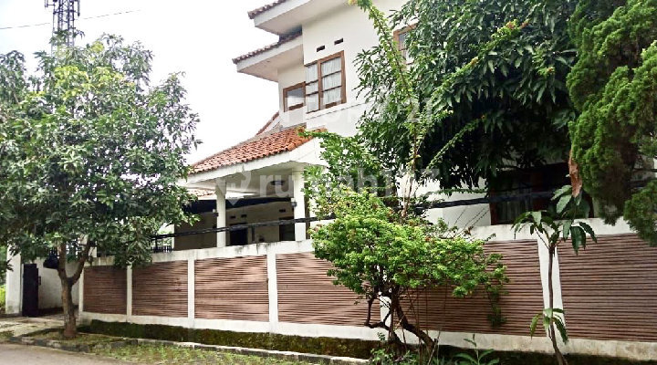 Ruamah Artistik Modern  Di Arcamanik Bandung