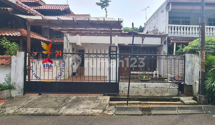 Dibawah NJOP!! Rumah Hitung Tanah di Pondok Indah Dekat Pim SHM