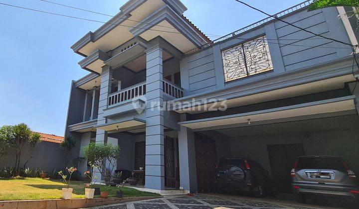 Rumah Siap Huni Kolam Renang Halaman Luas Di Jeruk Purut Ampera Shm 1