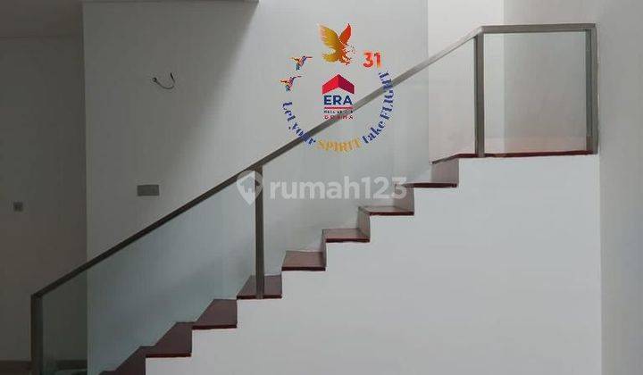 Rumah 2 lantai di Pondok Indah SHM 5.3M 2