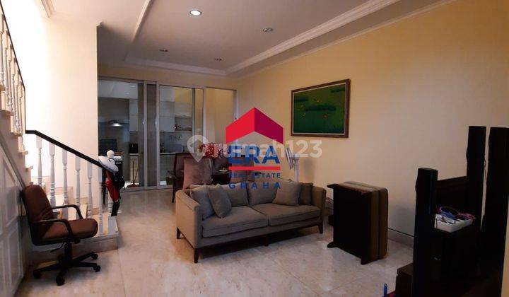 Rumah tua 2 lantai di Pondok Indah SHM 2