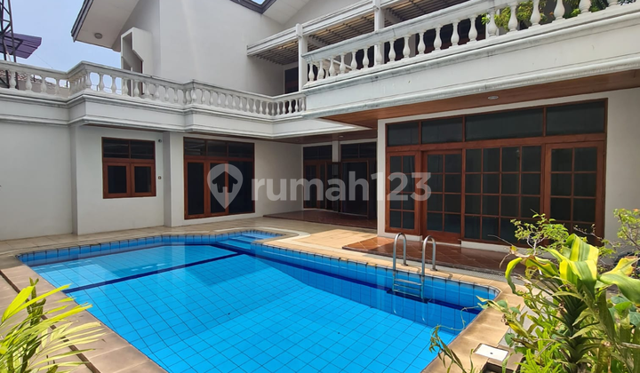 Almost NJOP! Pondok Indah Prime Area House, Wide Road, East-Facing, Freehold (SHM). Almost NJOP! Pondok Indah Prime Area House, Wide Road, East-Facing, Freehold (SHM).