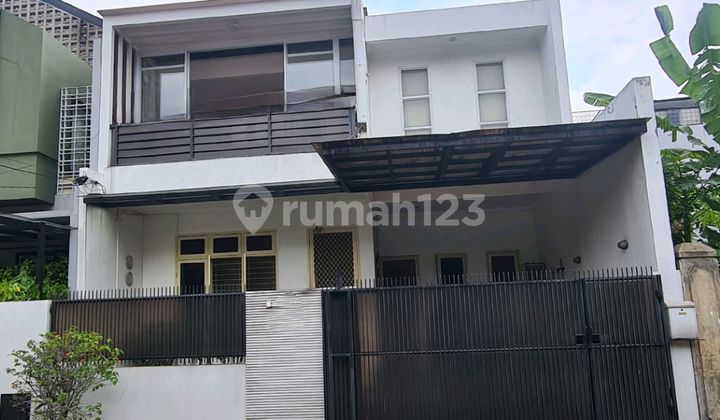 Rumah 2 Lantai Siap Huni Dekat Pim SHM Rumah 2 Lantai Siap Huni Dekat Pim SHM