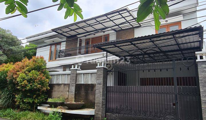 Rumah Siap Huni 2 Lantai Kolam Renang Hook Pondok indah SHM 1