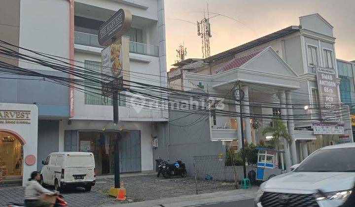 Ruko Strategis Radio Dalam Hadap Jalan Besar Ruko di Radio Dalam 300 m² Unfurnished HGB - Hak Guna Bangun 1