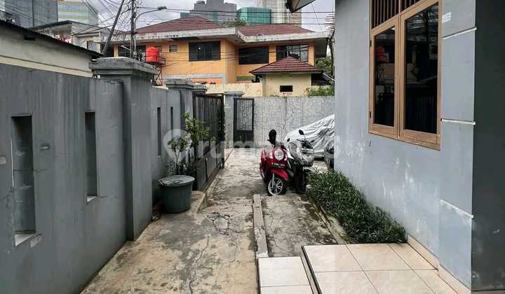 For Sale: 9-Room Boarding House in Kebon Kacang, Central Jakarta, Price 4.3B Negotiable 2