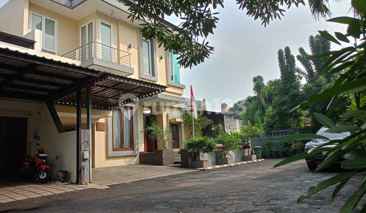 Rumah Eklusif dan Mewah di Kawasan Elite   Pejaten Barat Jakarta Selatan dekat Kemang  Village dan Pejaten  Village
