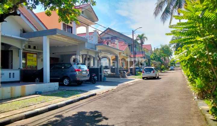 Rumah Eklusive dan Elegan di Kawasan Pemukiman Elite Pesona Khahyangan  Depok Jawa Barat.