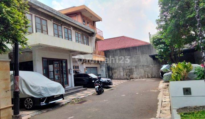 Gedung Kantor di Kawasan Presmuim di Jl. S.parman Tomang Jakarta .Lokasi Sebelah Rumah Sakit Darmais Jakarta Barat 1