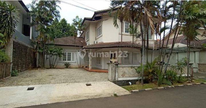 Rumah Eklusive Dan Asri 2 Lantai di Kawasan Elite Pejaten Jak Sel 1