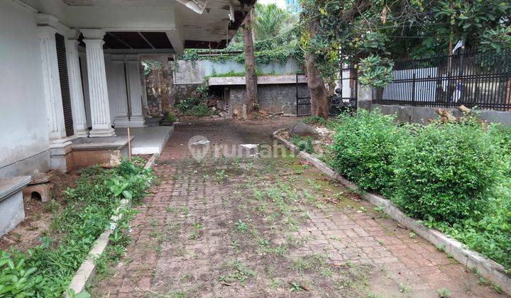 Rumah Tua Model Klasik Adatjawa di Kawasan Pemukiman Elite Bangka Jakarta Selatan 1