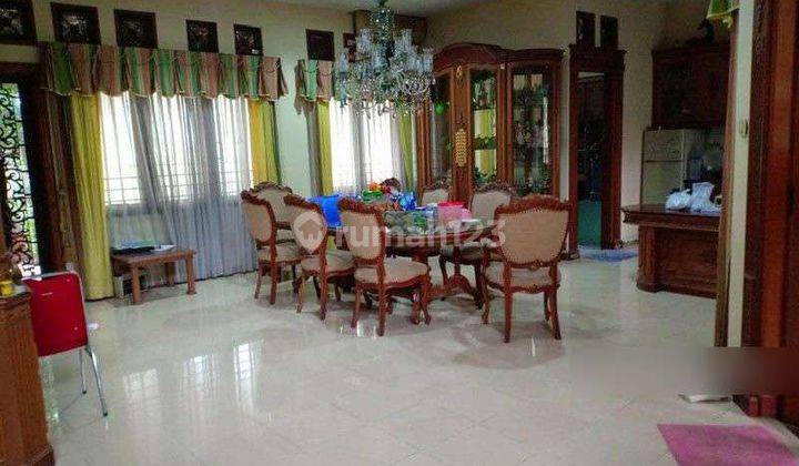 Rumah Asri di Komplek Elite Pesona Khahyangan Depok Jawa Barat 1