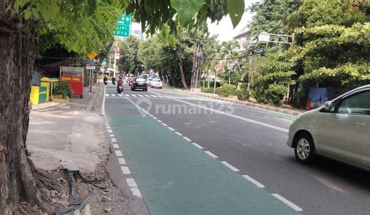 Rumah Dijual Setengah Harga Dekat Senayan Plaza Dan Scbd Jl. Pakubowono Kebayoran Baru Jakarta Selatan Selangkah Ke , , ,SENAYAN City , .MABES Pori ,,BLOK M Dan Pusat Bisnis Scbd Sangat Cocok Buat Kantor Dan Usaha . 2