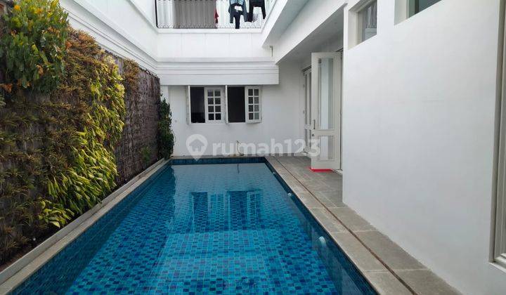 Rumah Eklusive Dan Bonafide di Kawasan Elite Menteng Jakarta Pusat 1