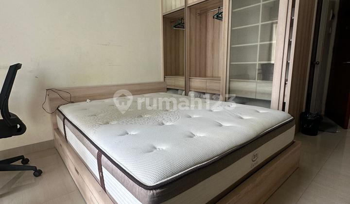 Move-in Ready Apartment Steps Away from Universitas Indonesia Located on Jl. Margonda Raya, Depok 2