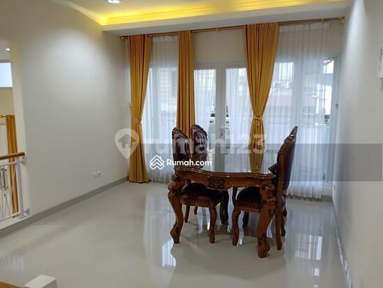 Rumah Asri Siap Huni  Di Lingkungan  Yang Tenang Dan Nyaman Di Duren Tiga  Jakarta Selatan 2