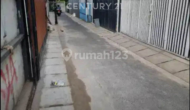 Rumah Johar Baru Sangat Bagus Siap Huni Akses Satu Mobil Lega 2