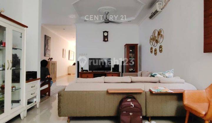 Rumah Modern 2 Lantai Lingkugan Asri Pondok Kelapa 2