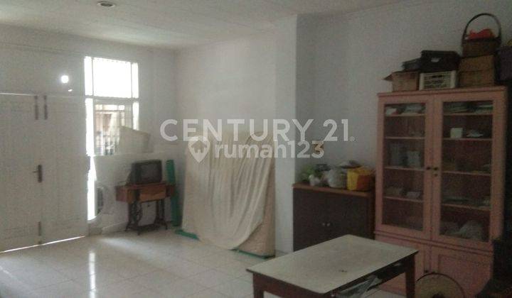 RUMAH 4 LANTAI PINGGIR JALAN BESAR TAMAN SARI BISA UNTUK USAHA
 2