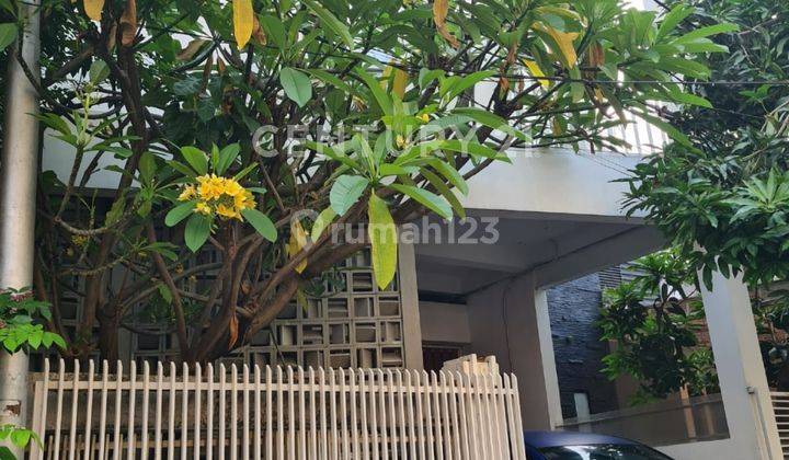 Rumah Modern Minimalis Di Cempaka Putih Jakarta Pusat 1